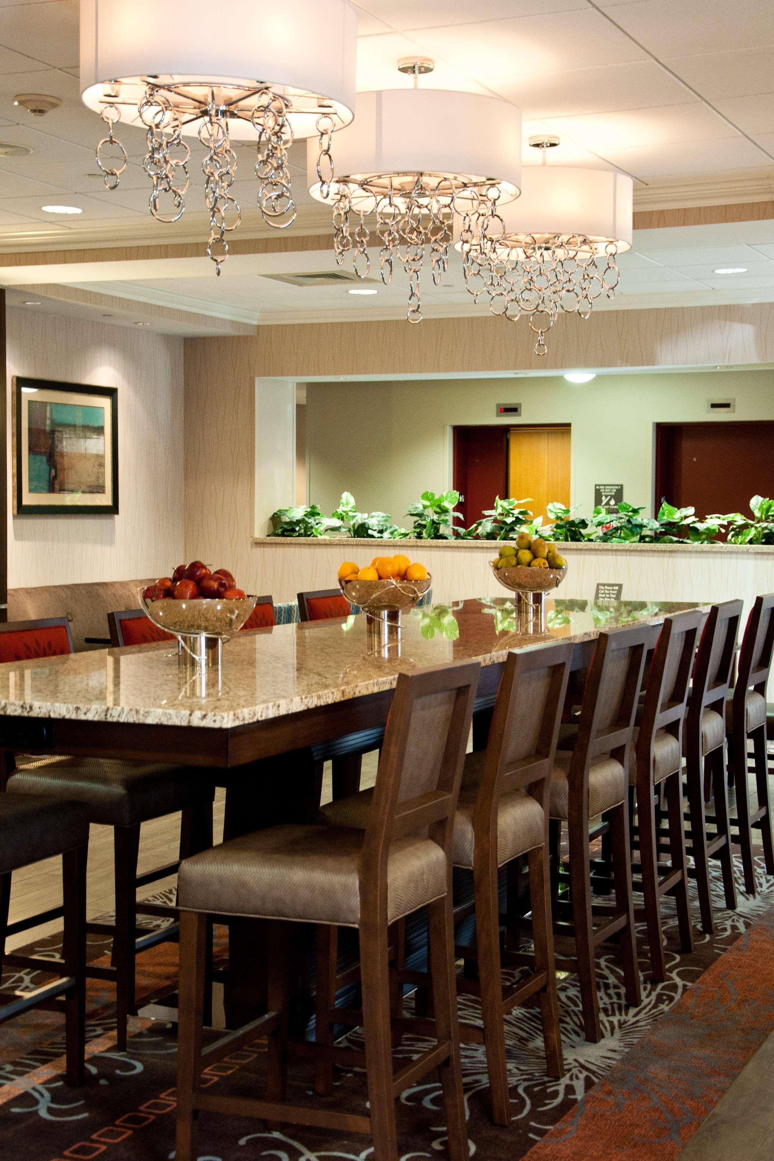 Hampton Inn Doylestown Warrington Exteriör bild